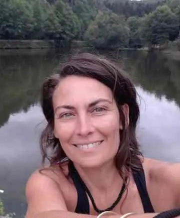 Céline Descombes kinésiologue
